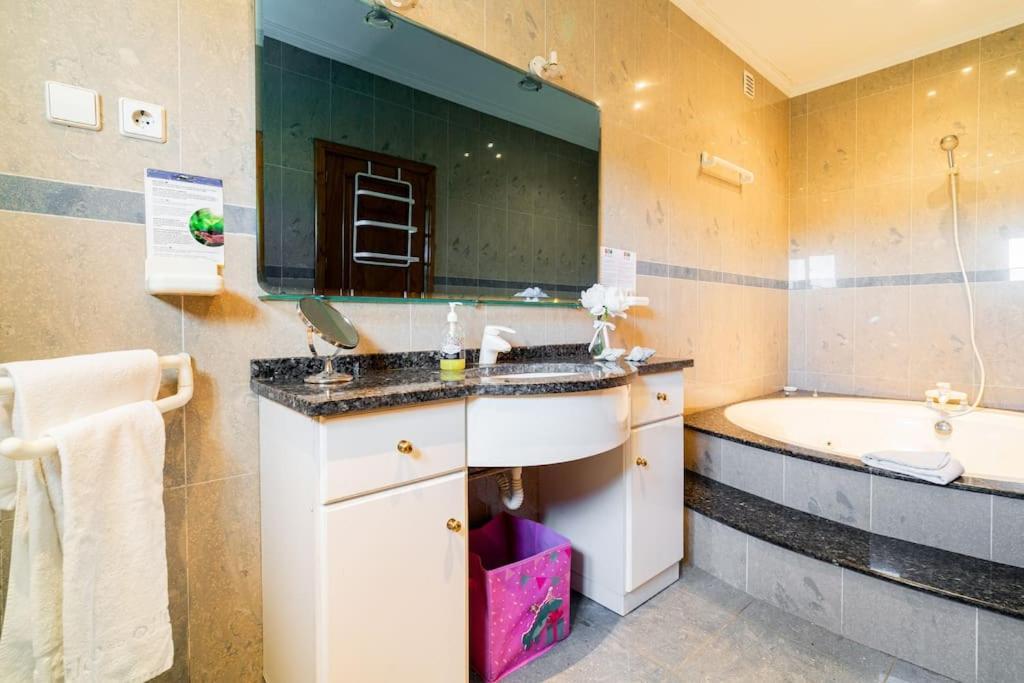 Casa Monte Beira Rio Touguinho エクステリア 写真